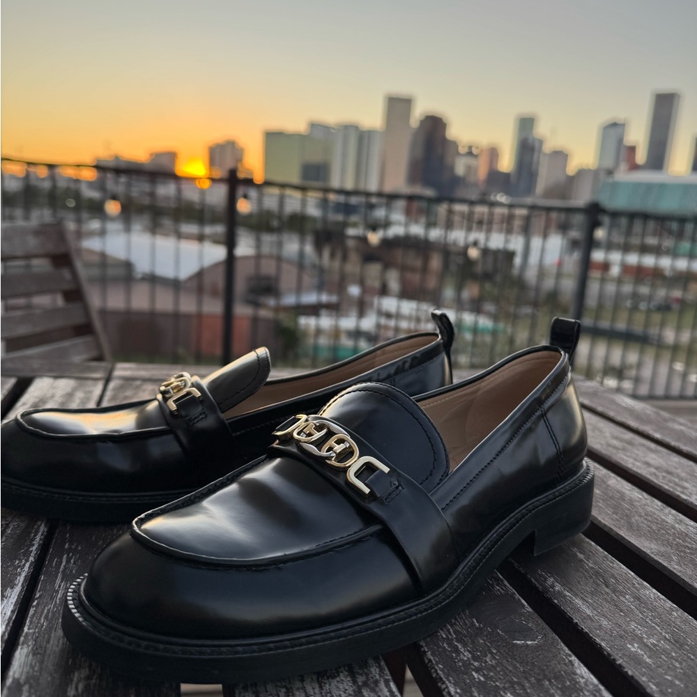 Sam Edelman Christy Loafers black leather, gold/silver-tone chain hardware sz 8